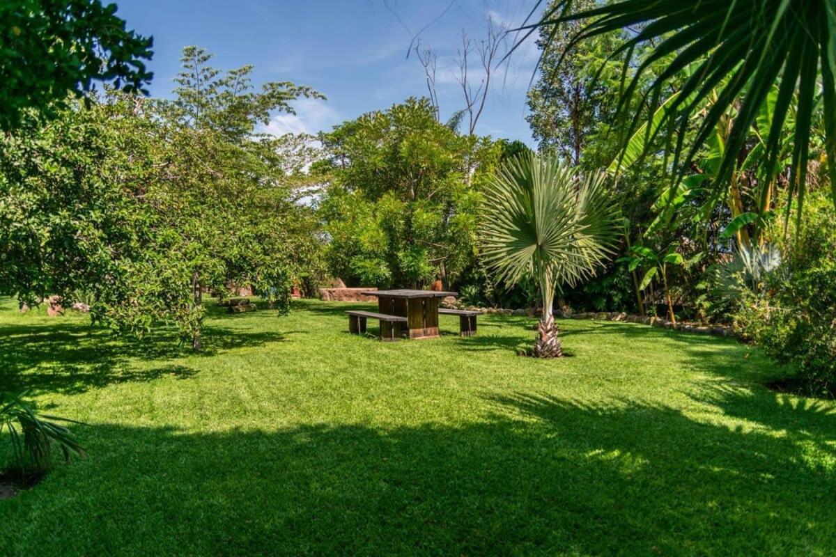 Casa Galeana- Tropical 1-Bd 1-Wc Mountain Top Luxury Suite With Stunning Views Ajijic Eksteriør bilde
